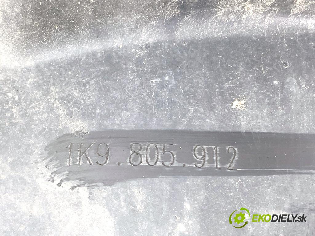 VW GOLF VI Kombi 2010 77 kW 1.6 TDI 1598 podblatník pravy predný 1K9805912