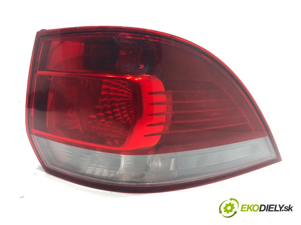 VW GOLF VI Kombi 2010 77 kW 1.6 TDI 1598 světlo pravý zadní část 1K9945096E