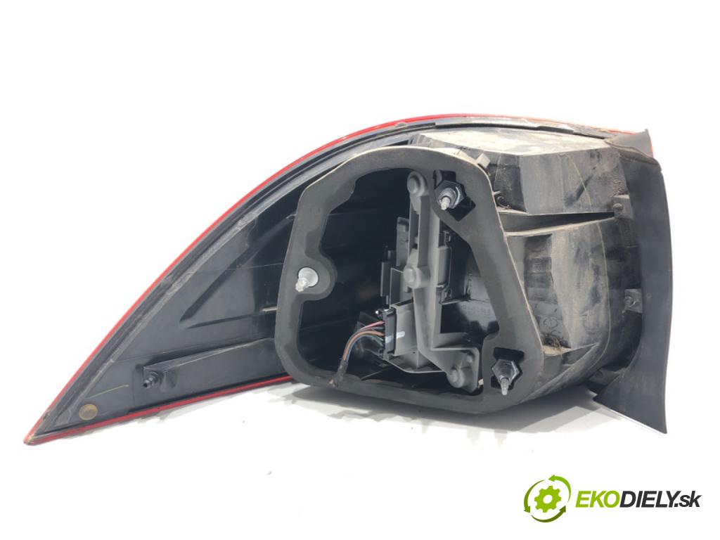 VW GOLF VI Kombi 2010 77 kW 1.6 TDI 1598 Svetlo pravy zad 1K9945096E