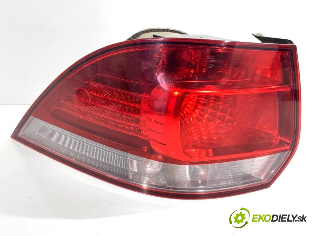 VW GOLF VI Kombi 2010 77 kW 1.6 TDI 1598 světlo levý zadní část 1K9945095E