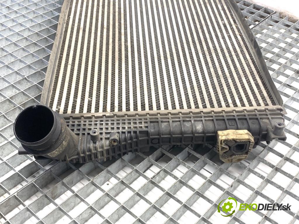 VW GOLF VI Kombi 2010 77 kW 1.6 TDI 1598 intercooler 1K0145803AF (Intercooler (chladič stlačeného vzduchu))