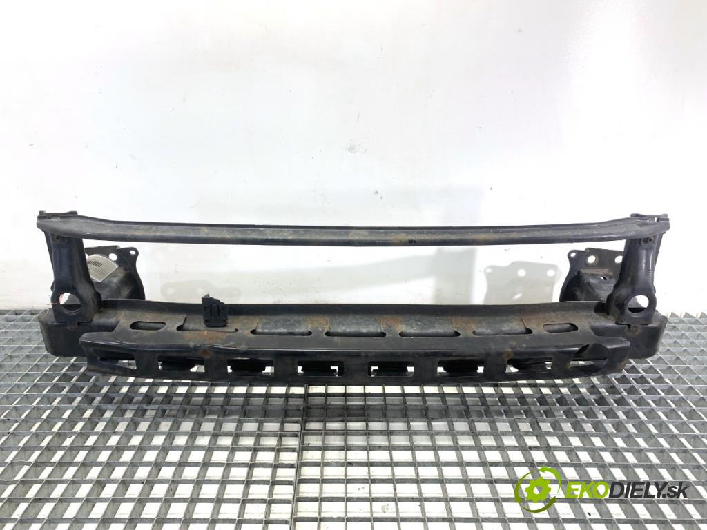 VW GOLF VI Kombi 2010 77 kW 1.6 TDI 1598 výztuha nárazníka přední část 5K0807109M (Přední výztuha)