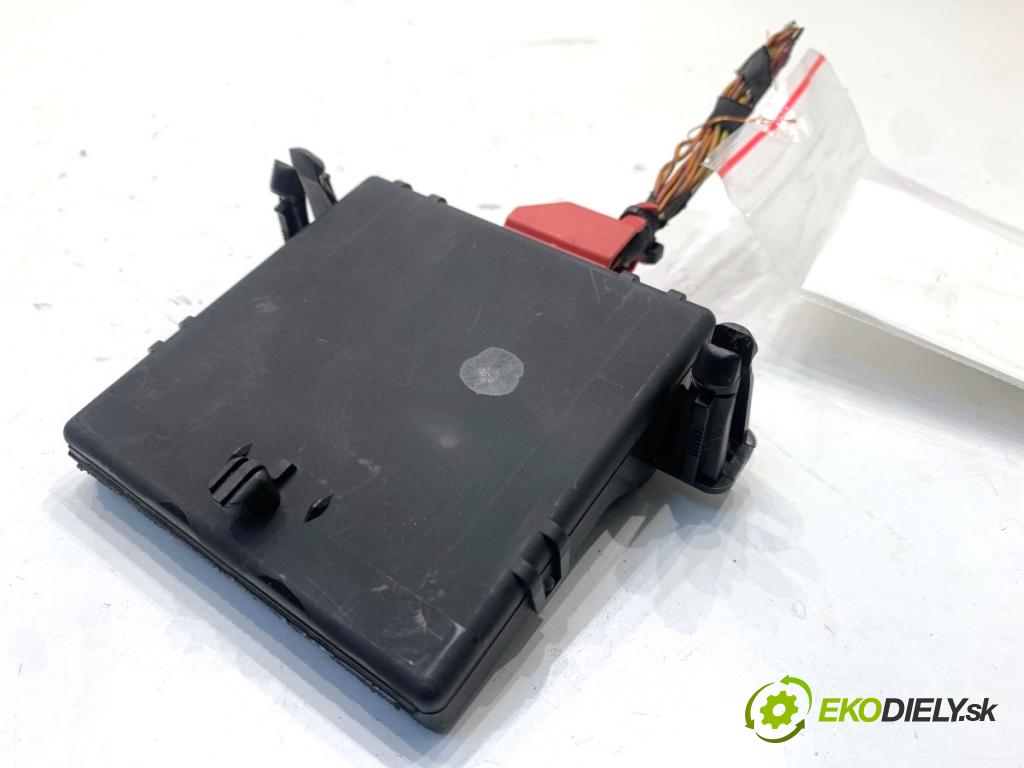 VW TOURAN nadwozie wielkoprzestrzenne (MPV) 2005 77 kW 1.9 TDI 1896 Modul GATEWAY 1K0907530F