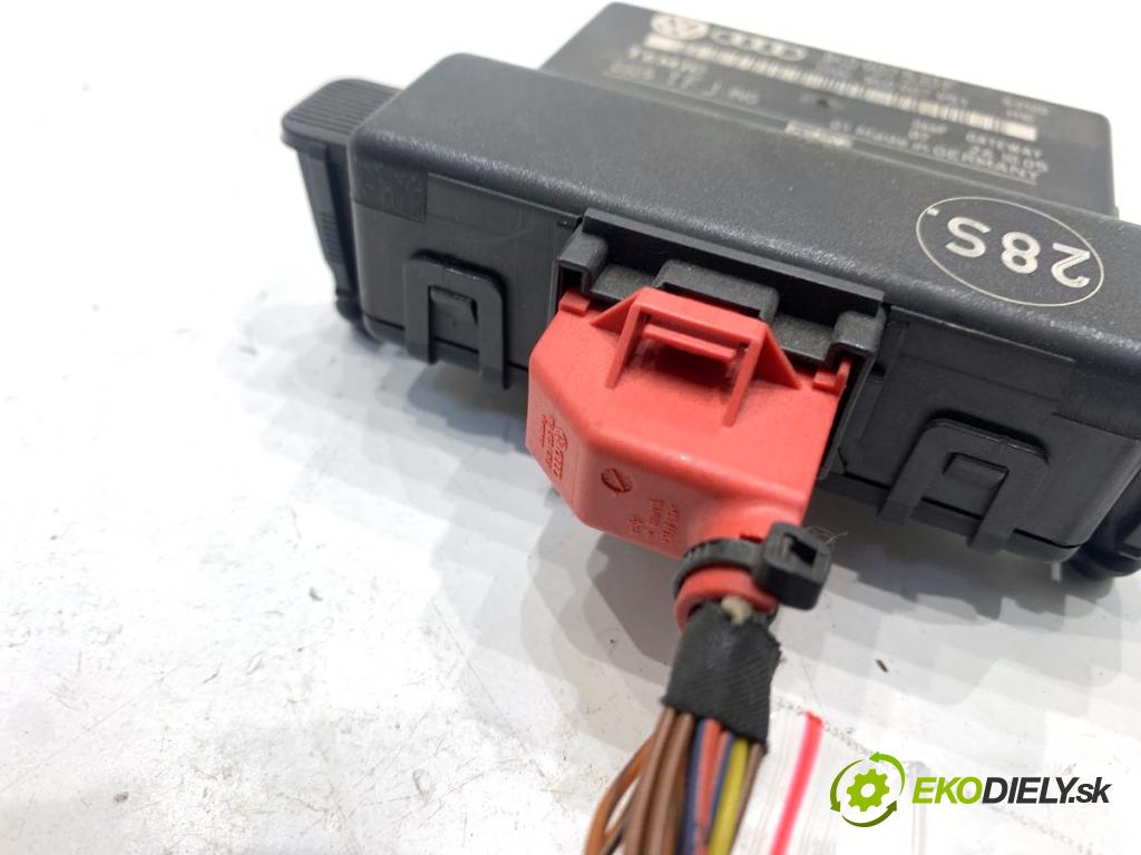 VW TOURAN nadwozie wielkoprzestrzenne (MPV) 2005 77 kW 1.9 TDI 1896 Modul GATEWAY 1K0907530F