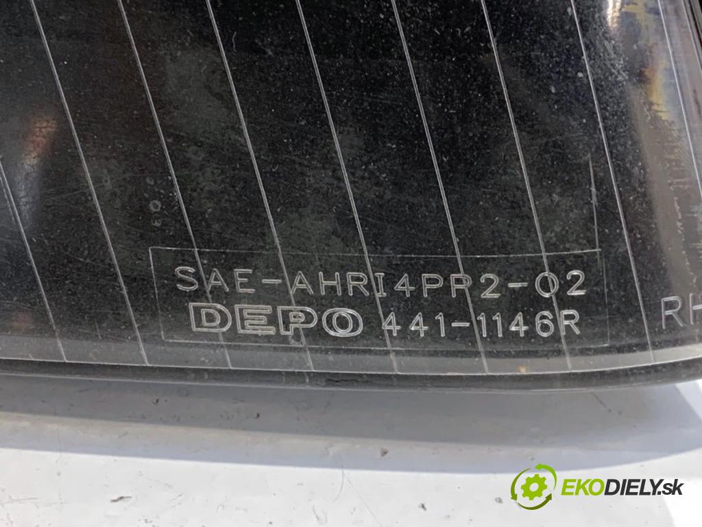 AUDI A4 B6 sedan 2004 114 kW 2.5 TDI 2496 Svetlomet pravy predný 441-1146R