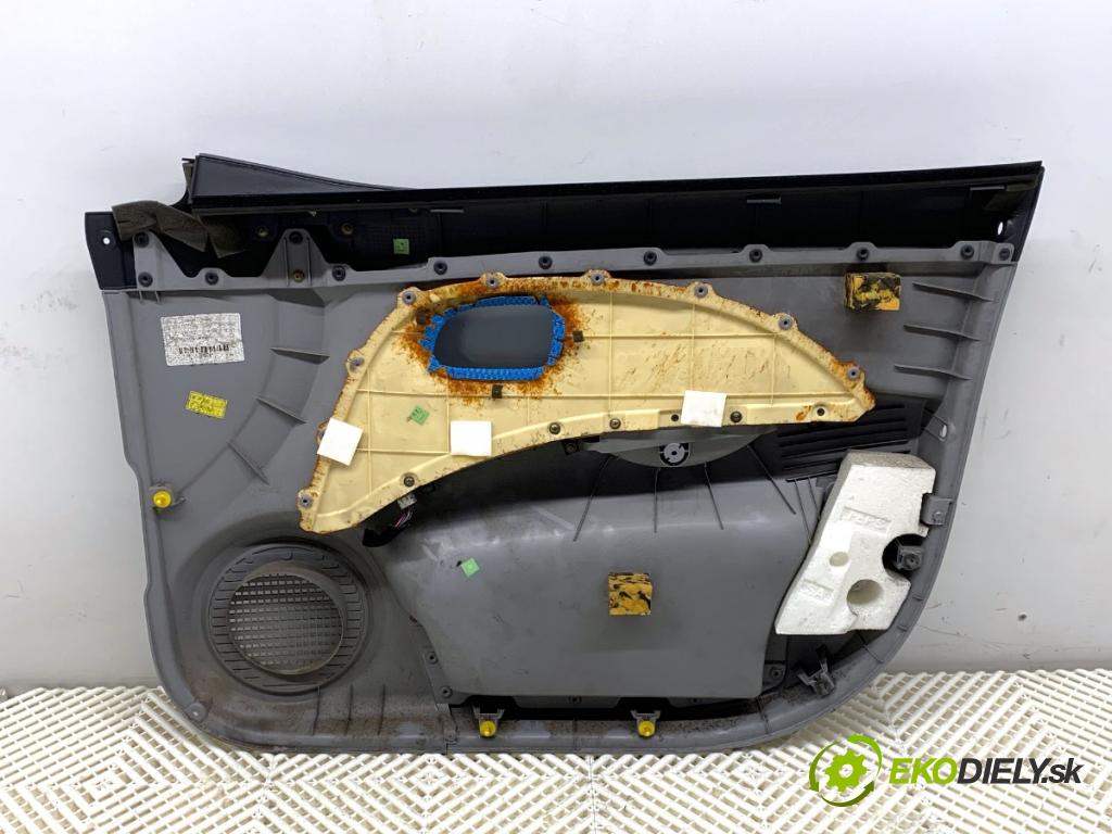 KIA PICANTO I liftback 2004 48 kW 1.1 1086 čalúnenie Dvere ľavy predný