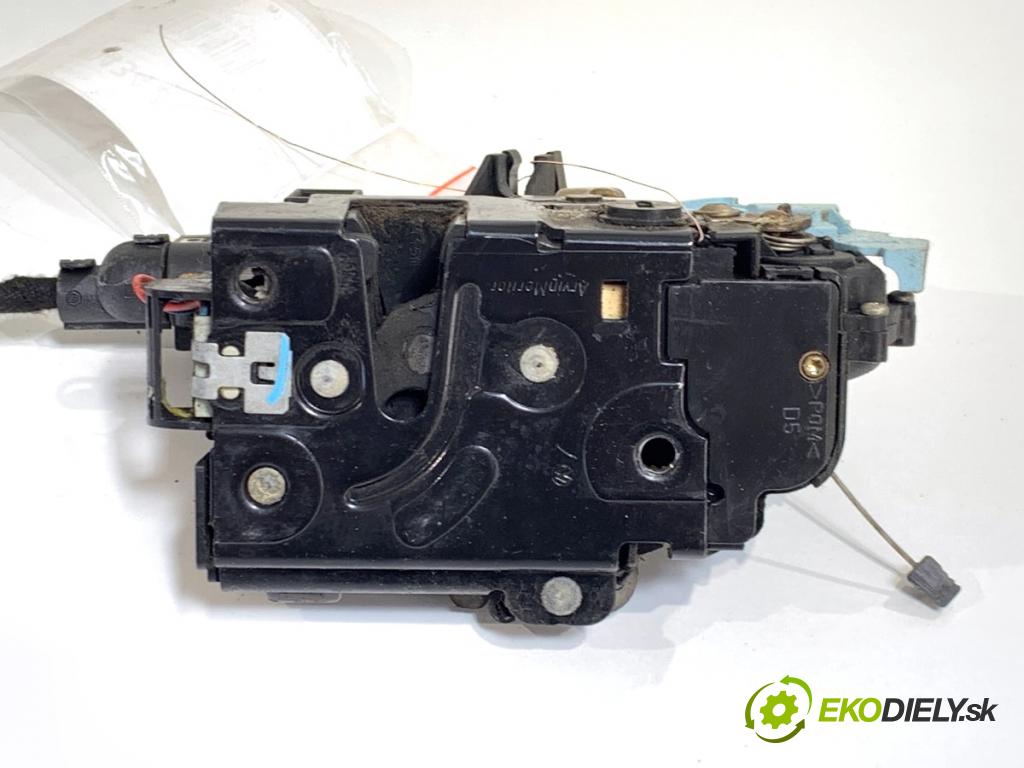 VW TOURAN nadwozie wielkoprzestrzenne (MPV) 2005 77 kW 1.9 TDI 1896 zámok dveře pravý zadní část 7L0839016