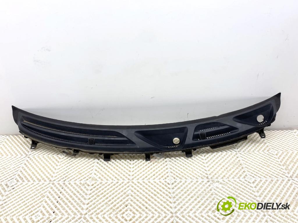 FIAT PANDA II liftback 2004 40 kW 1.1 (169.AXA1A) 1108 torpédo plast pod čelní okno 735340441 (Plast pod čelním sklem)