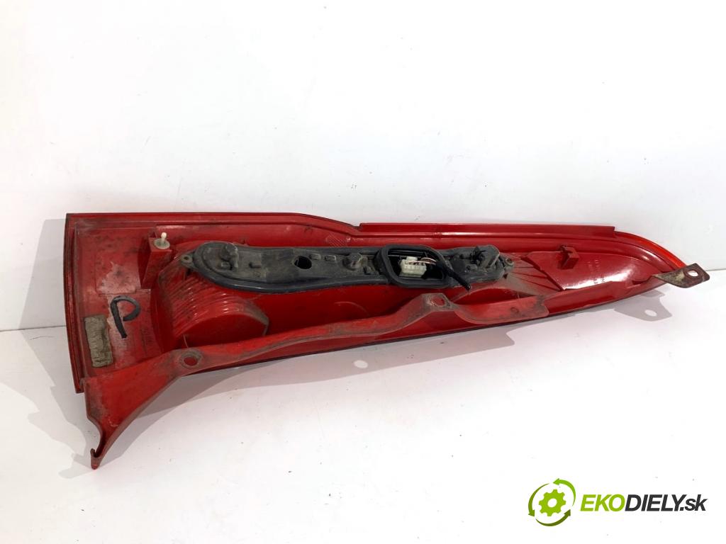FIAT PANDA II liftback 2004 40 kW 1.1 (169.AXA1A) 1108 Svetlo pravy zad