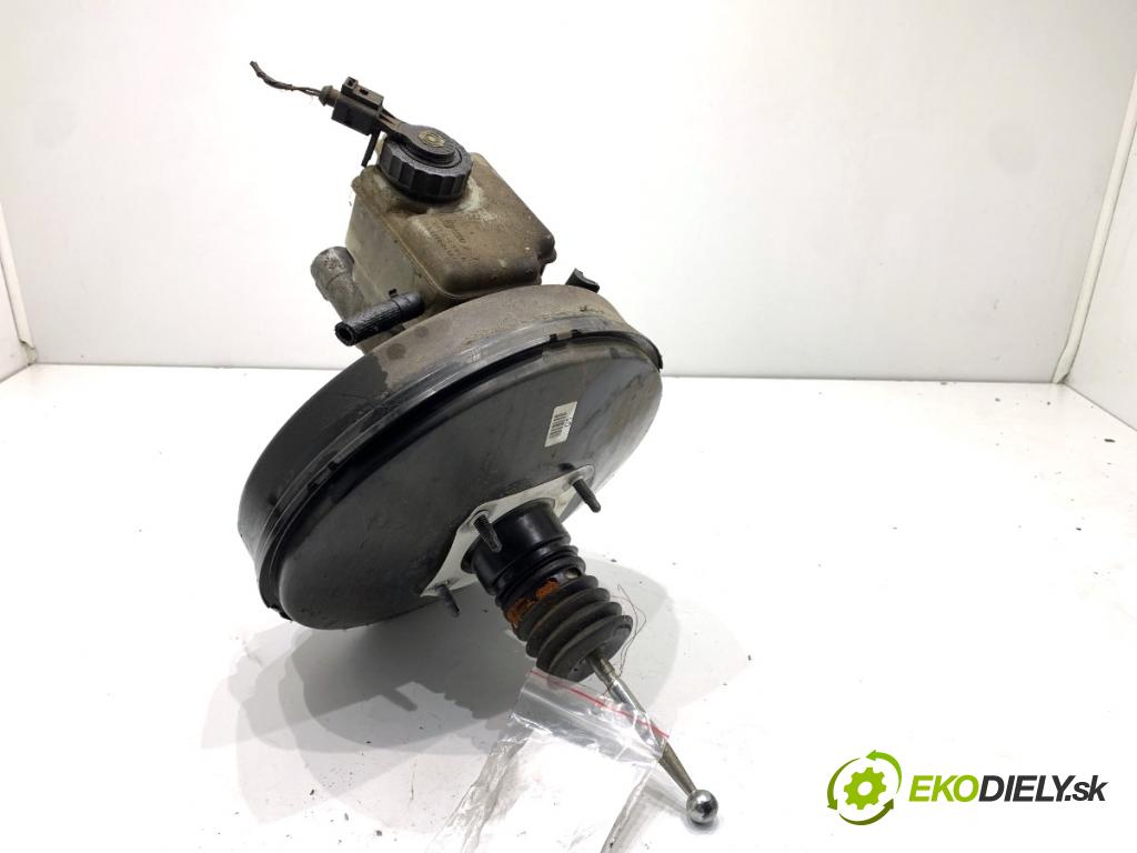 VW GOLF V liftback 2004 77 kW 1.9 TDI 1896 Posilovač bŕzd 1K1614105AE