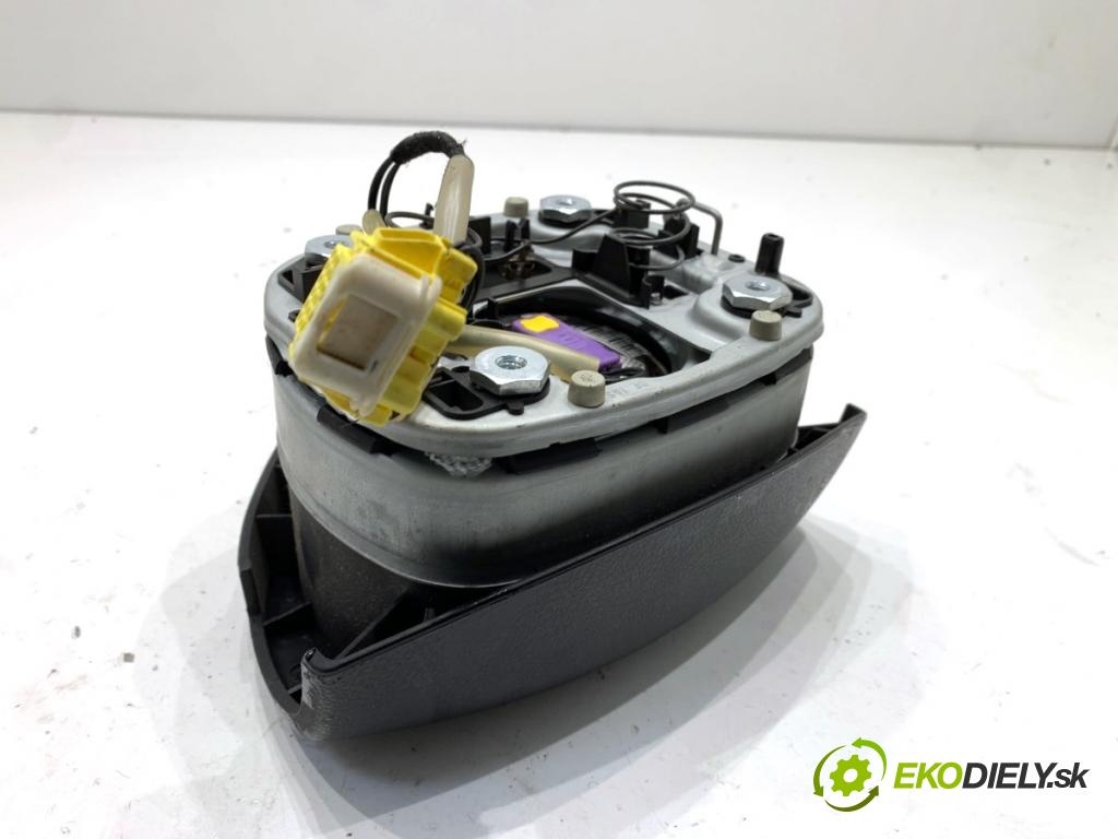 VW GOLF V liftback 2004 77 kW 1.9 TDI 1896 AirBag volantu 1K0880201P (Airbag)
