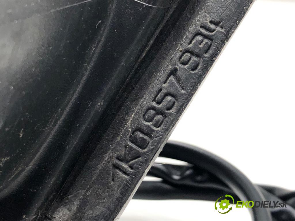 VW GOLF V liftback 2004 77 kW 1.9 TDI 1896 Spätné zrkadlo pravy