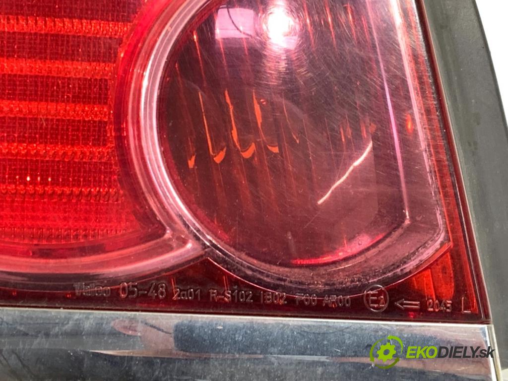 TOYOTA AVENSIS T25 liftback 2003 85 kW 2.0 D-4D (CDT250_) 1995 Svetlo ľavy zad