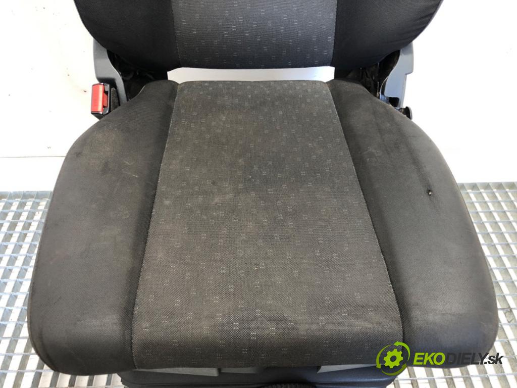 OPEL MOVANO B Autobus 2021 120 kW 2.3 CDTI FWD (JV) 2298 Sedadlo ľavy predný