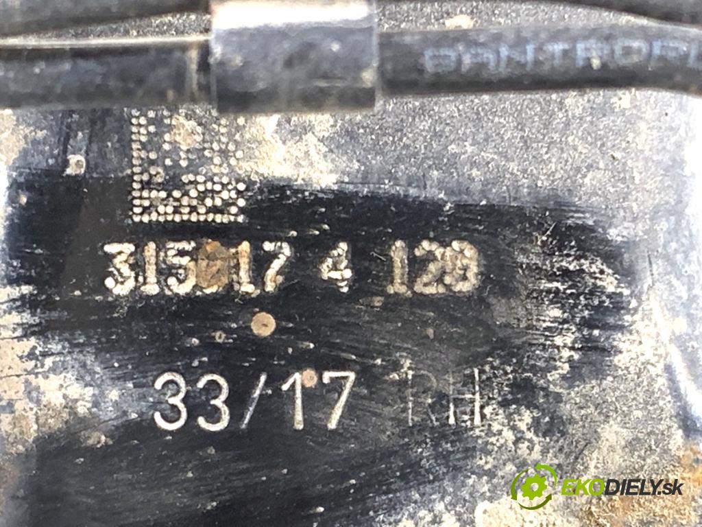 CITROEN C3 III liftback 2018 81 kW 1.2 PURETECH 110 1199 Výstuha zad