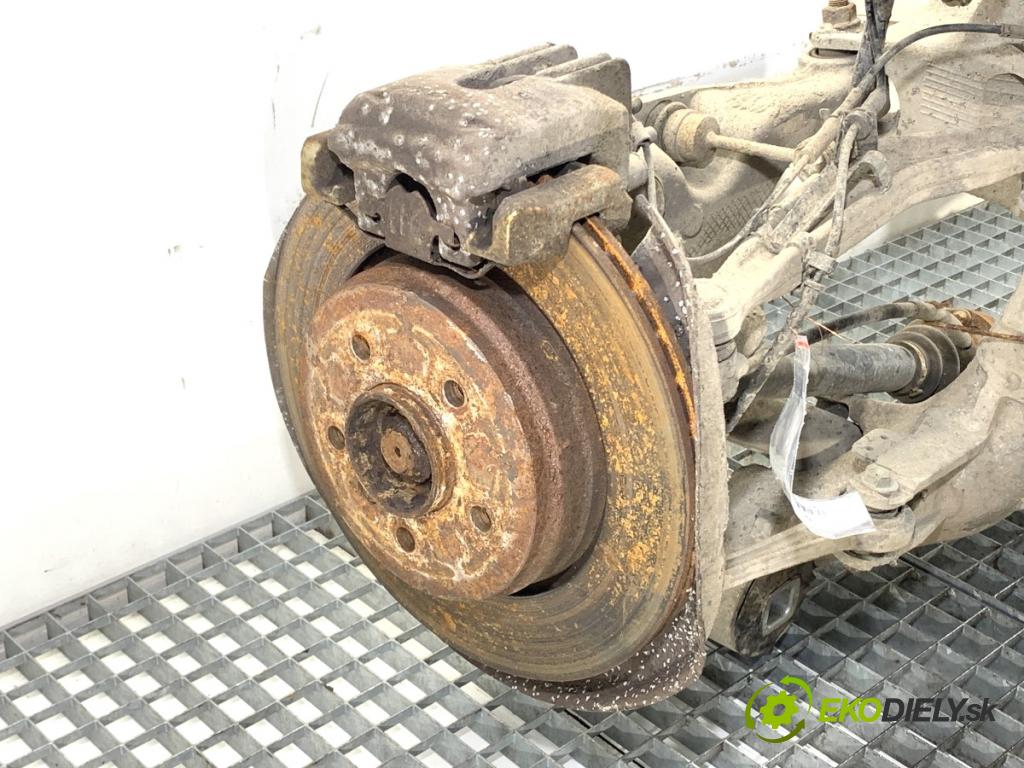BMW E60 sedan 2004 125 kW 520 i 2171 Výstuha zad 6761904