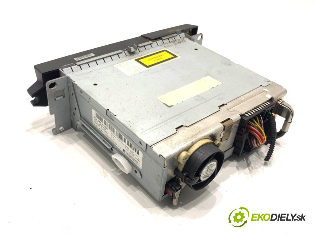 BMW E60 sedan 2004 125 kW 520 i 2171 RADIO 6950814 (Audio zariadenie)