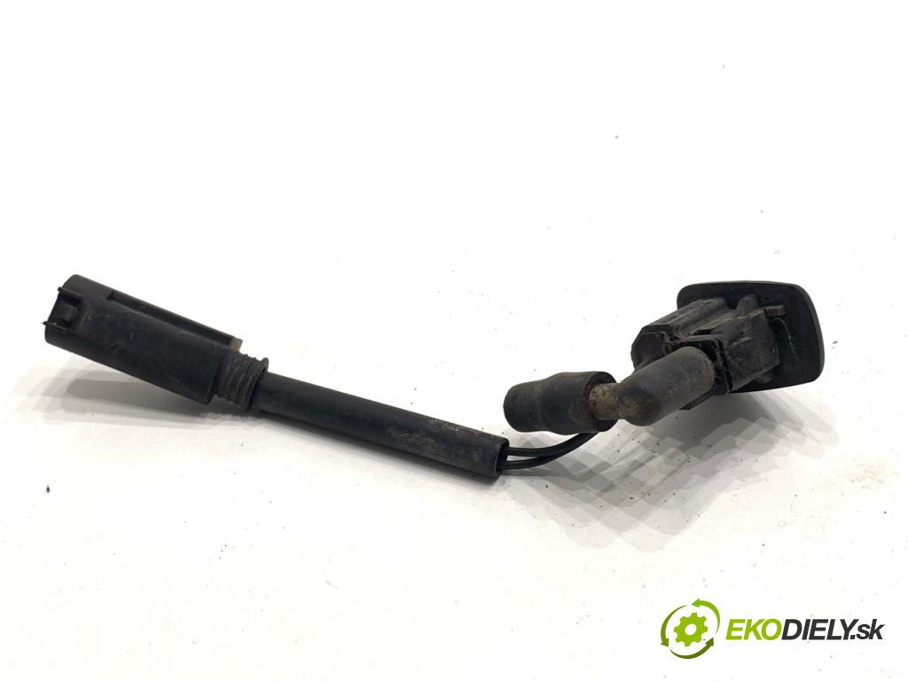 BMW E60 sedan 2004 125 kW 520 i 2171 ostřikovače ostřikovačů 7132969