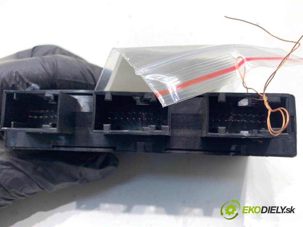 BMW E60 sedan 2004 125 kW 520 i 2171 Modul PDC 6942677 (Riadiaca jednotka ostatné)