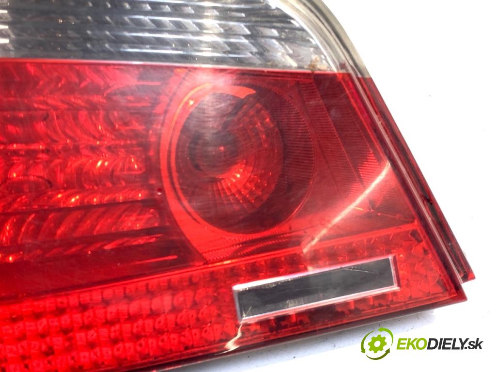 BMW E60 sedan 2004 125 kW 520 i 2171 Svetlo ľavy zad 6910767