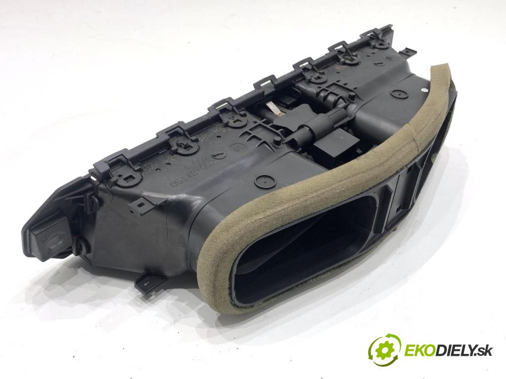 BMW E60 sedan 2004 125 kW 520 i 2171 Mriežky kúrenia predný 6910734