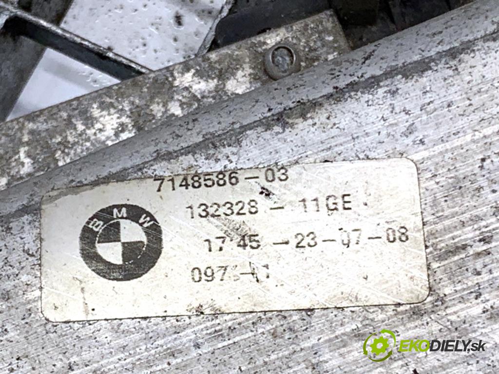 BMW E60 sedan 2004 125 kW 520 i 2171 výztuha nárazníka přední část 7148586 (Přední výztuha)
