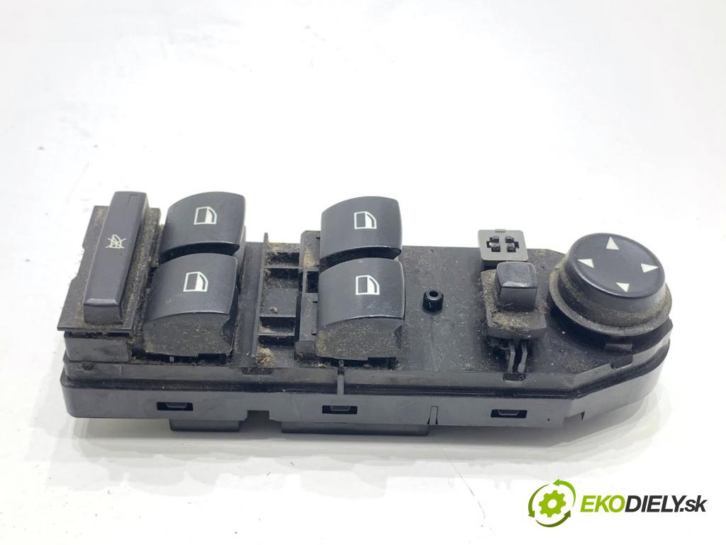 BMW E60 sedan 2004 125 kW 520 i 2171 přepínač oken 6943262 (Páčky pod volantem)