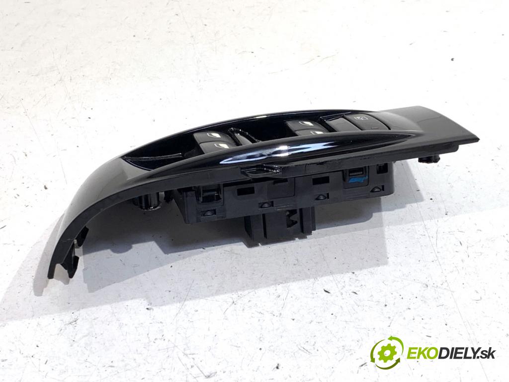 CITROEN C3 III liftback 2018 81 kW 1.2 PURETECH 110 1199 Prepínač okien 98148907ZD (Prepínacie páčky pod volantom)