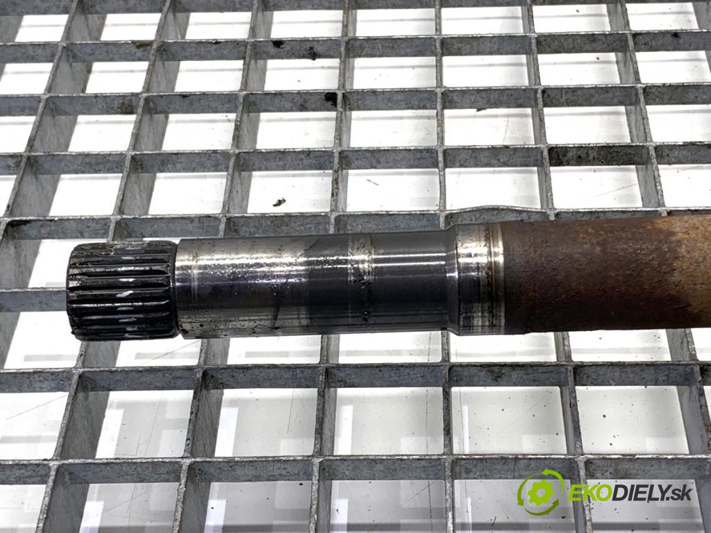 CITROEN C3 III liftback 2018 81 kW 1.2 PURETECH 110 1199 poloos pravý přední část 9801048680