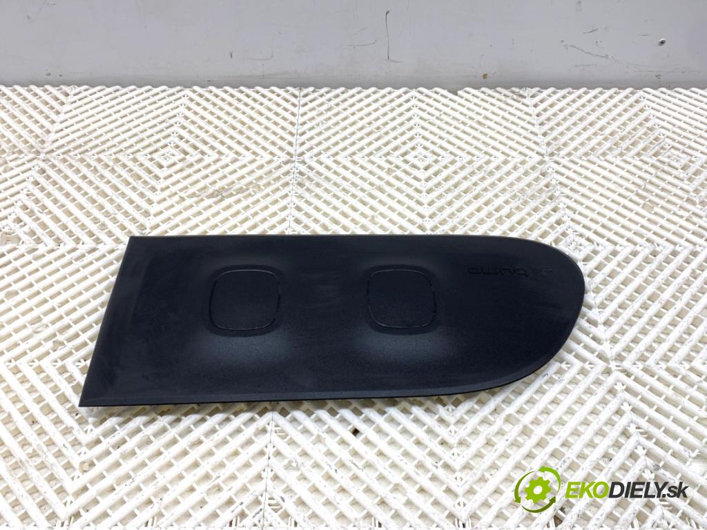 CITROEN C3 III liftback 2018 81 kW 1.2 PURETECH 110 1199 Lišta Dvere pravy zad 9813094077