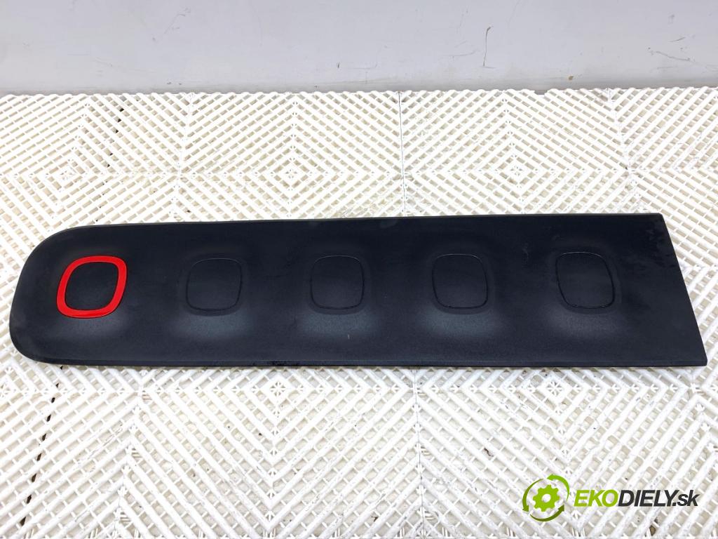 CITROEN C3 III liftback 2018 81 kW 1.2 PURETECH 110 1199 lišta dveře pravý přední část 9813090877