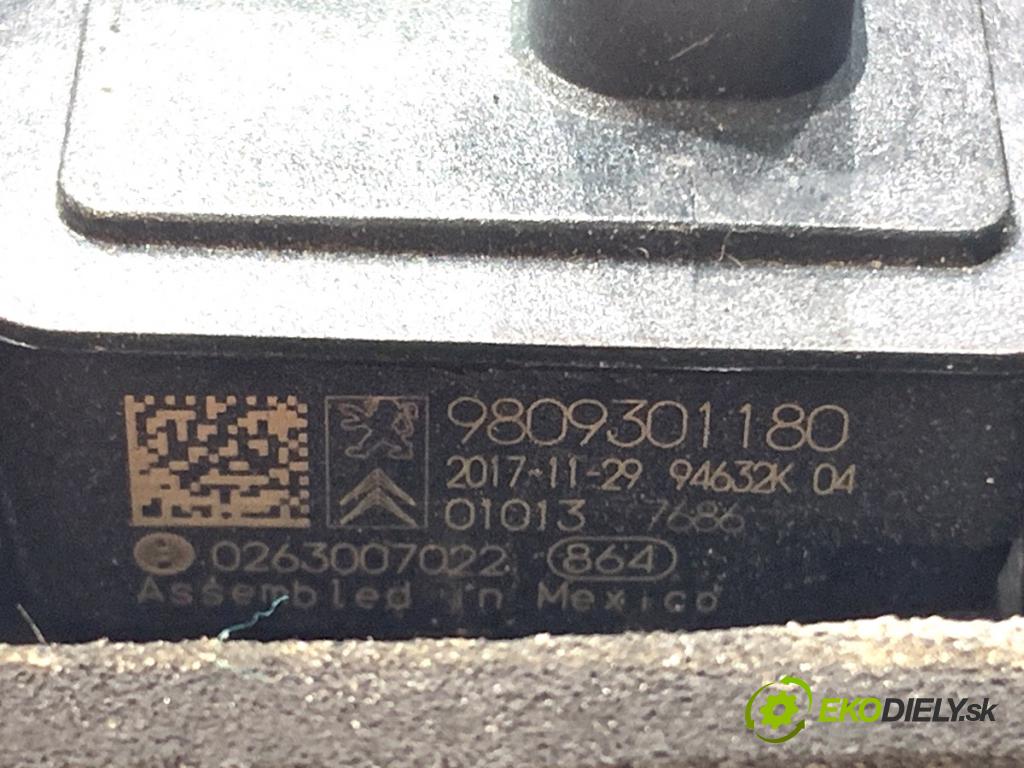 CITROEN C3 III liftback 2018 81 kW 1.2 PURETECH 110 1199 KAMERA 9809301180