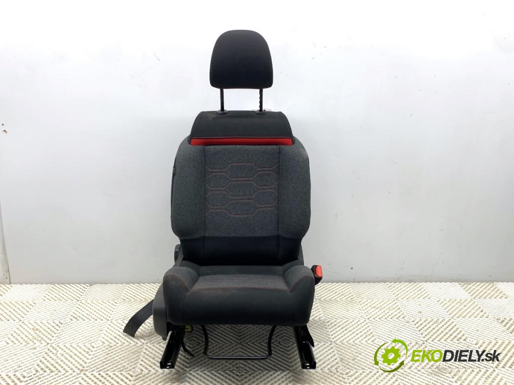 CITROEN C3 III liftback 2018 81 kW 1.2 PURETECH 110 1199 sedadlo pravý přední část 