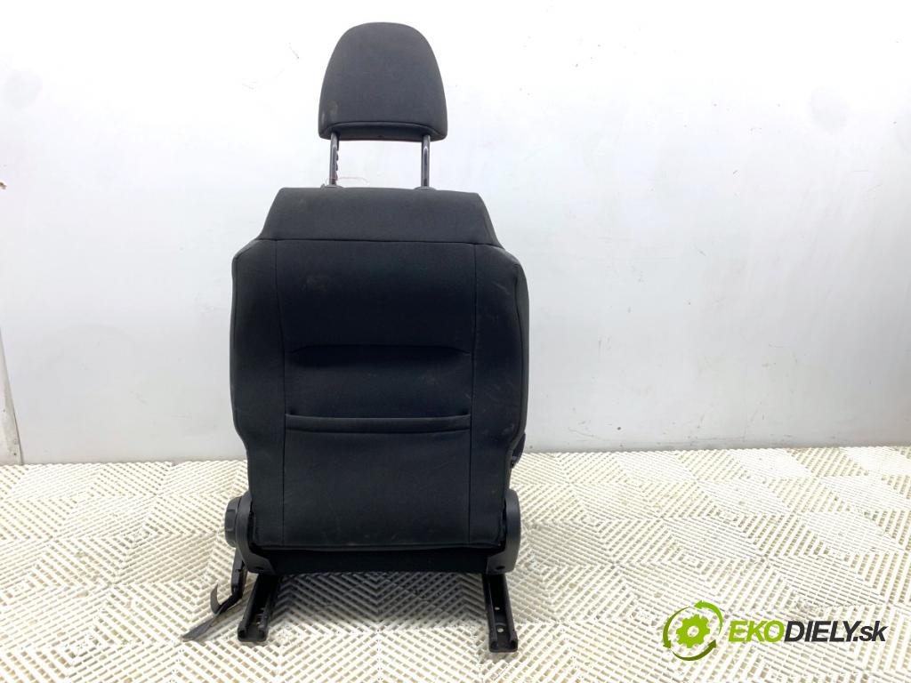 CITROEN C3 III liftback 2018 81 kW 1.2 PURETECH 110 1199 Sedadlo ľavy predný