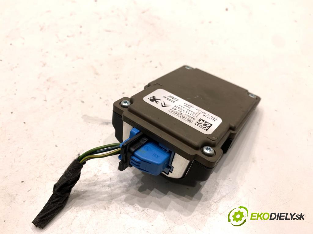 CITROEN C3 III liftback 2018 81 kW 1.2 PURETECH 110 1199 KAMERA okna prednej 9826575280