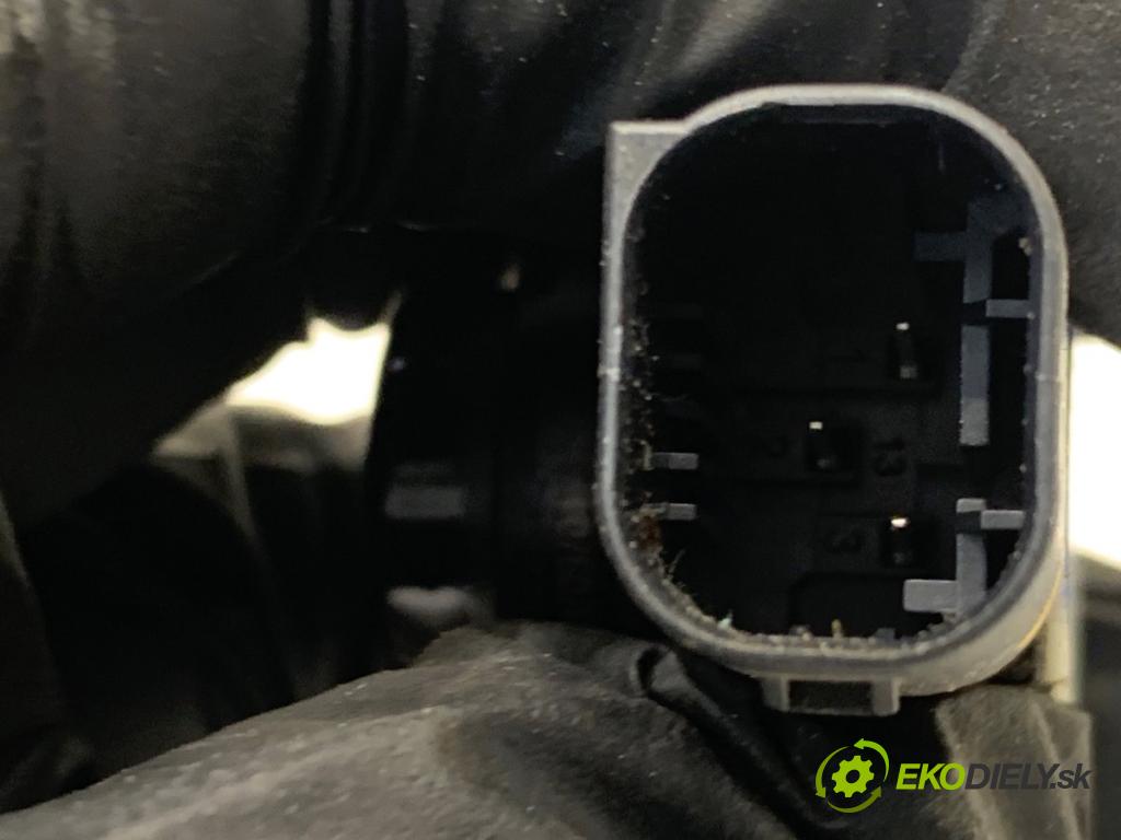 CITROEN C3 III liftback 2018 81 kW 1.2 PURETECH 110 1199 Snímač PDC 98002106779V