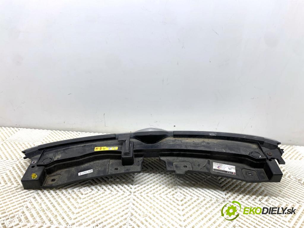 CITROEN C3 III liftback 2018 81 kW 1.2 PURETECH 110 1199 Mriežka maska 9812063477 (Mriežka predná (maska chladiča))