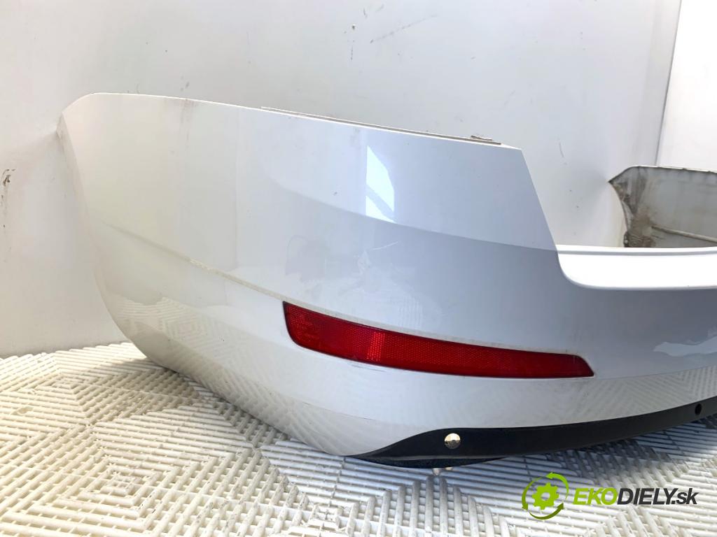 SKODA OCTAVIA III Kombi 2016 110 kW 1.4 TSI 1395 Nárazník zad LF9E (Kľučka dverí ostatné)