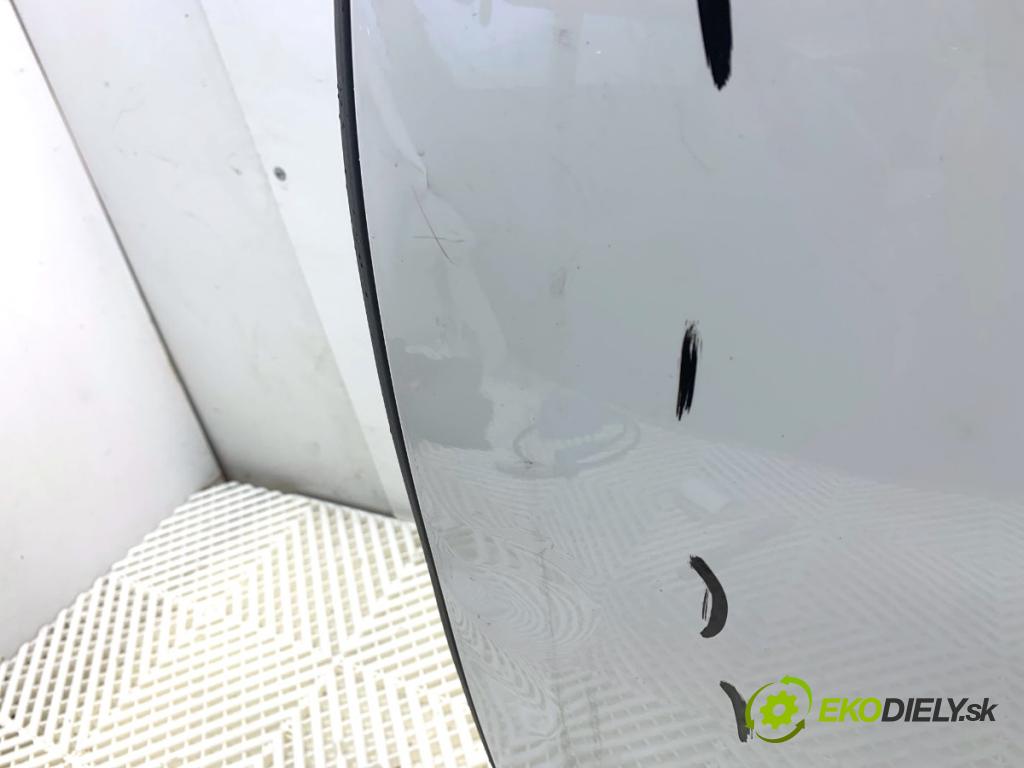 SKODA OCTAVIA III Kombi 2016 110 kW 1.4 TSI 1395 Dvere ľavy zad LF9E