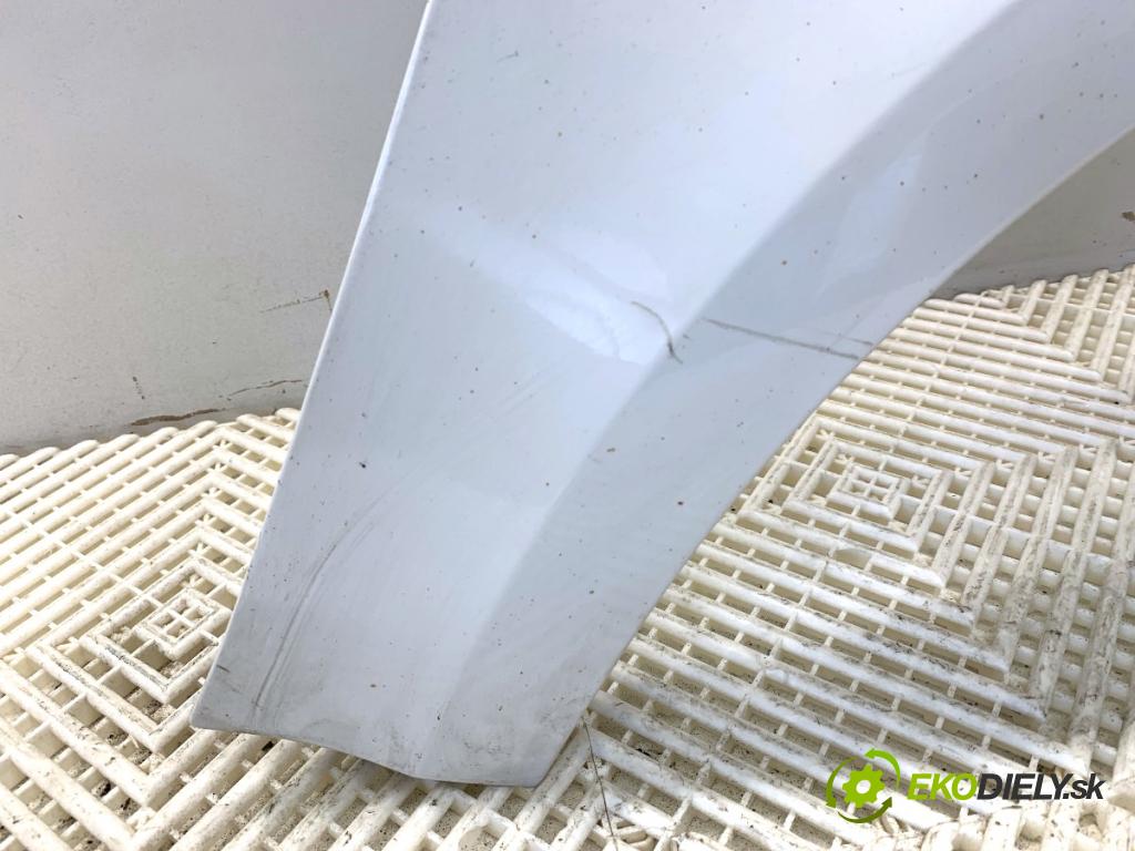 SKODA OCTAVIA III Kombi 2016 110 kW 1.4 TSI 1395 Blatník pravy predný