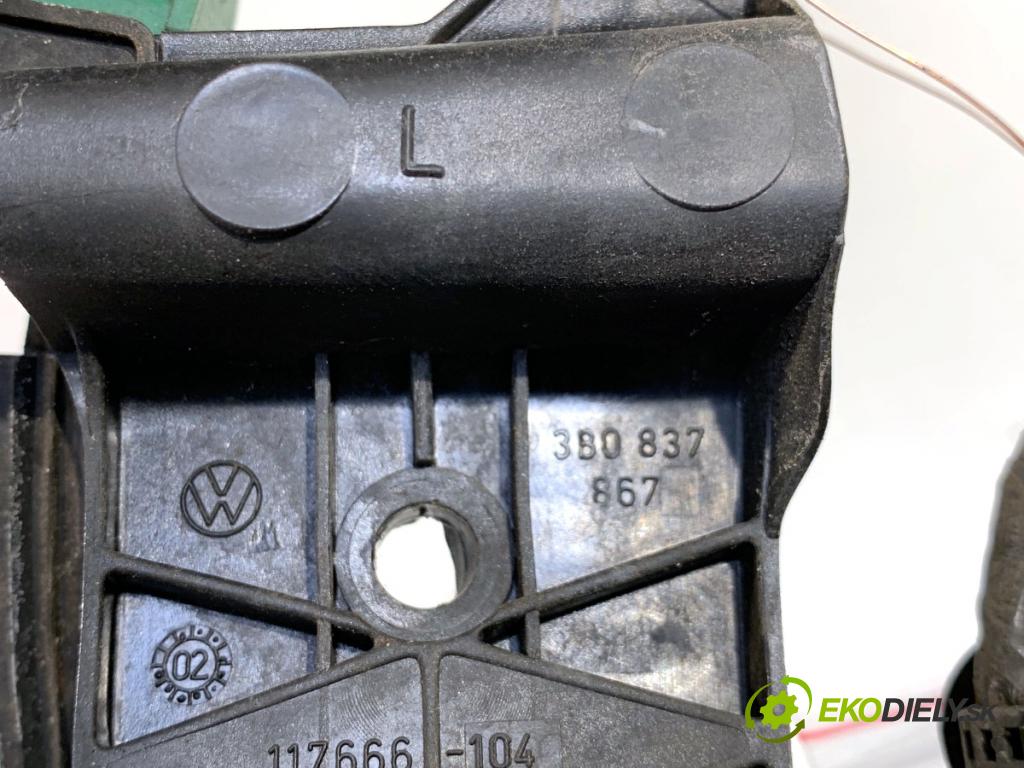 VW PASSAT B5 FL sedan 2004 132 kW 2.5 TDI 4motion 2496 zámok dveře levý přední část