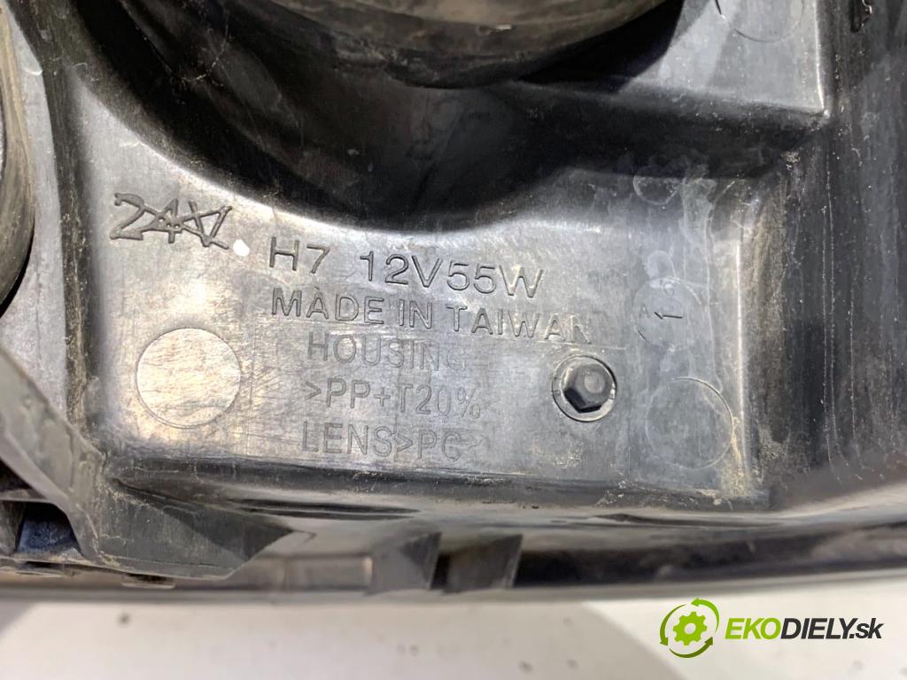 VW PASSAT B5 FL sedan 2004 132 kW 2.5 TDI 4motion 2496 Svetlomet pravy predný