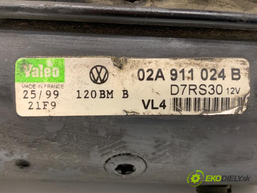 AUDI A3 8P liftback 2004 77 kW 1.9 TDI 1896 Štartér 02A911024B (Štartér)