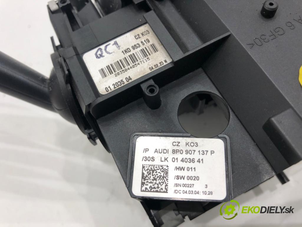 AUDI A3 8P liftback 2004 77 kW 1.9 TDI 1896 Prepínač kombinovaný 1K0953519 8P0953513 (Prepínacie páčky pod volantom)