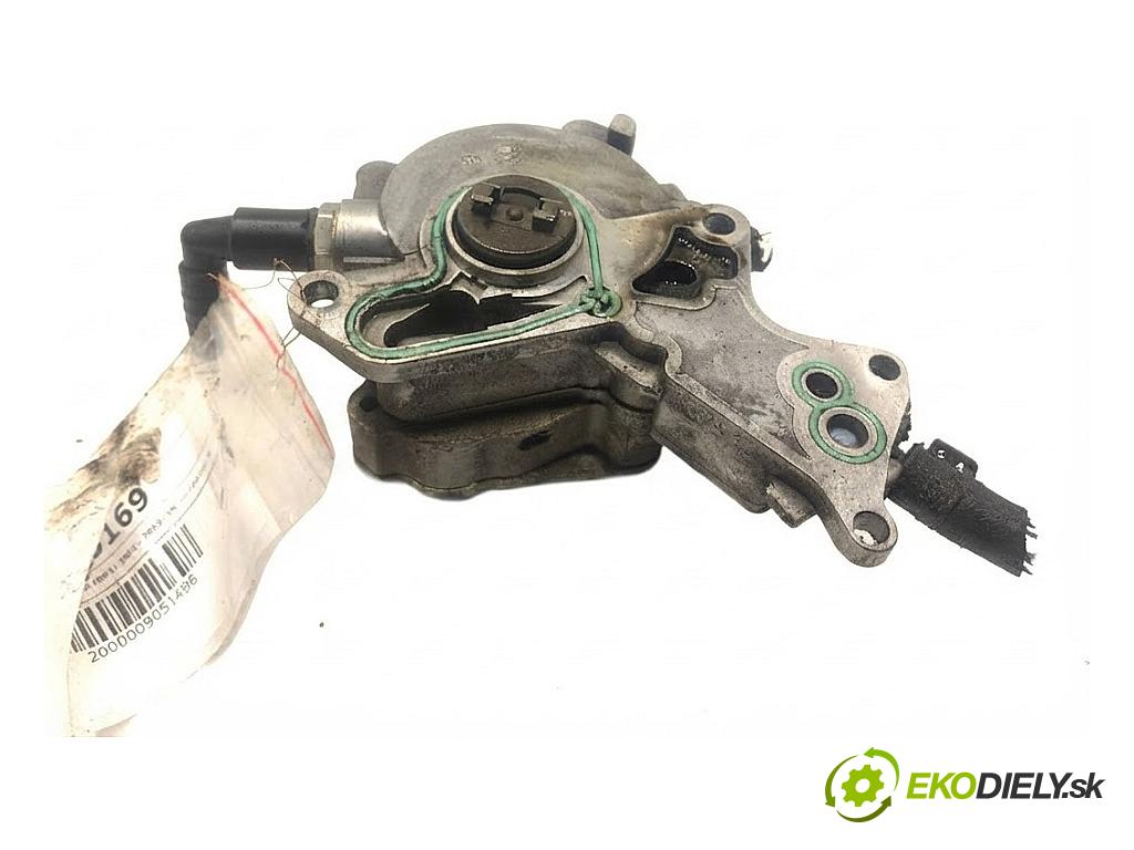 AUDI A3 8P liftback 2004 77 kW 1.9 TDI 1896 pumpa vakuová 038145209A