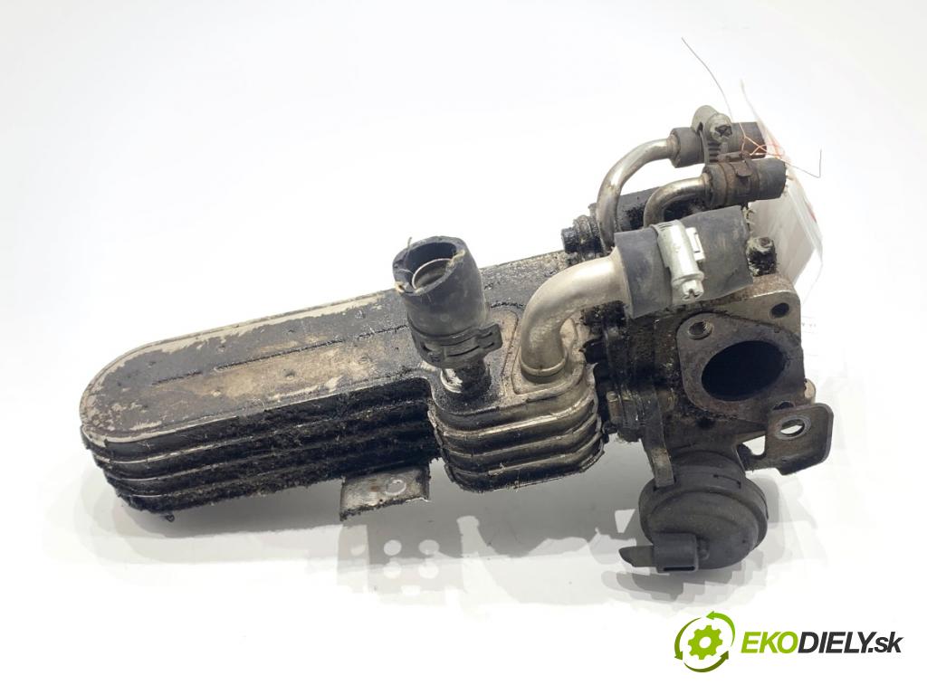 AUDI A3 8P liftback 2004 77 kW 1.9 TDI 1896 chladič EGR 038131513D