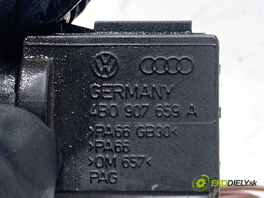 AUDI A3 8P liftback 2004 77 kW 1.9 TDI 1896 Snímač kvality vzduchu 4B0907659A