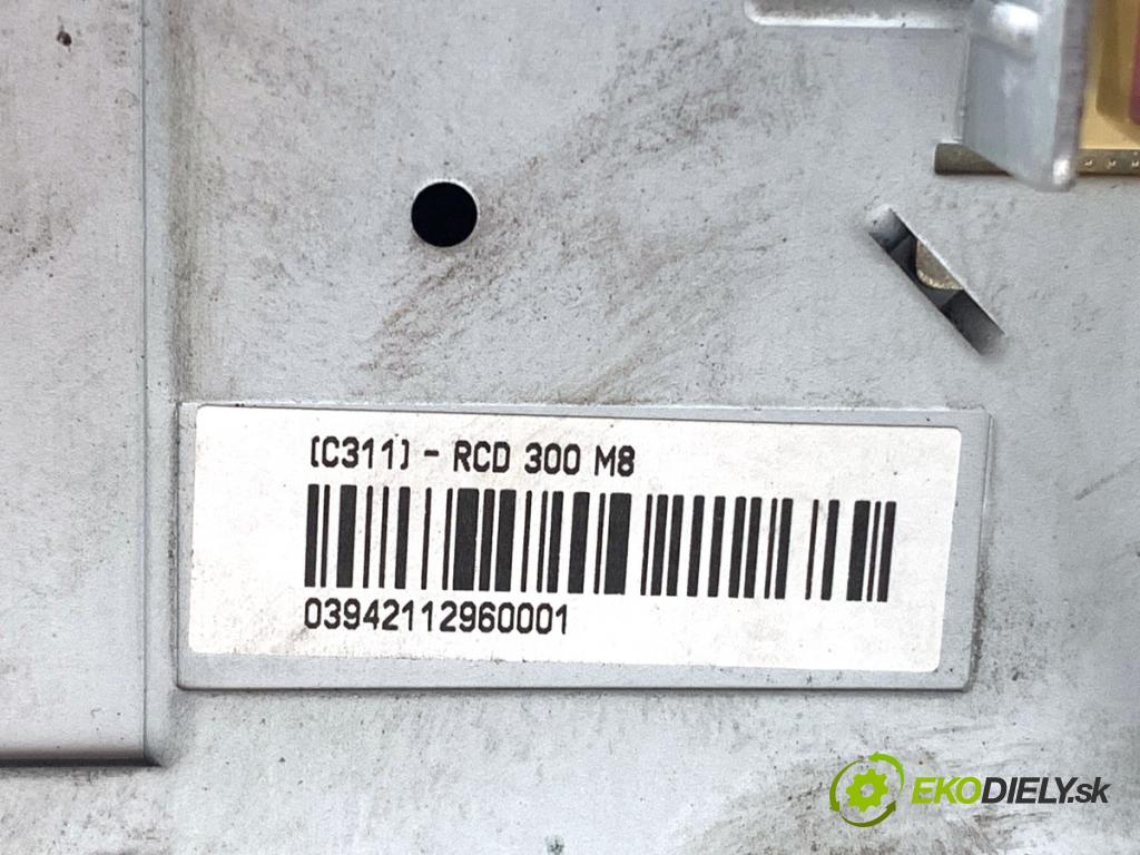 VW PASSAT B6 sedan 2005 110 kW 2.0 FSI 1984 RADIO 1K0035186R (Audio zariadenie)