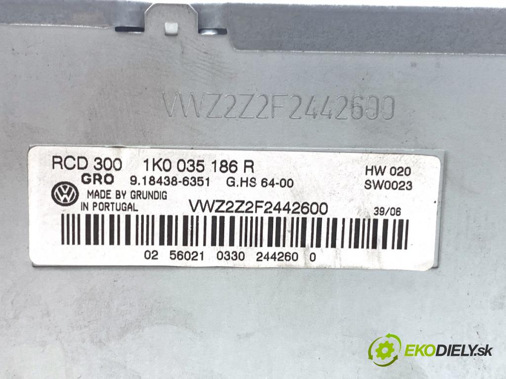 VW PASSAT B6 sedan 2005 110 kW 2.0 FSI 1984 RADIO 1K0035186R (Audio zariadenie)