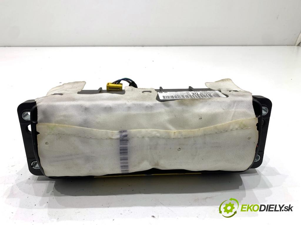 VW PASSAT B6 sedan 2005 110 kW 2.0 FSI 1984 AirBag spolujazdca 3C0880204D (Airbag)